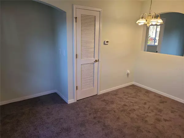 6750 MOONGLOW DR #102, Port Richey, FL 34668