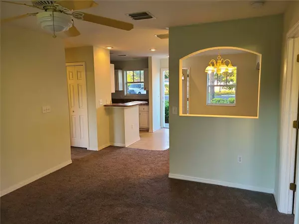 6750 MOONGLOW DR #102, Port Richey, FL 34668