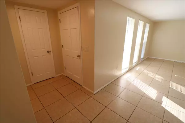 7825 BIRCHWOOD DR, Port Richey, FL 34668