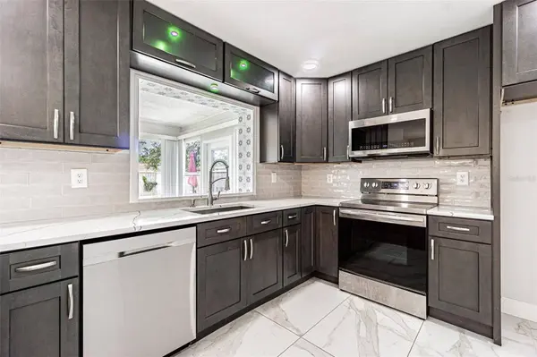 8024 LAS CRUCES CT, Port Richey, FL 34668