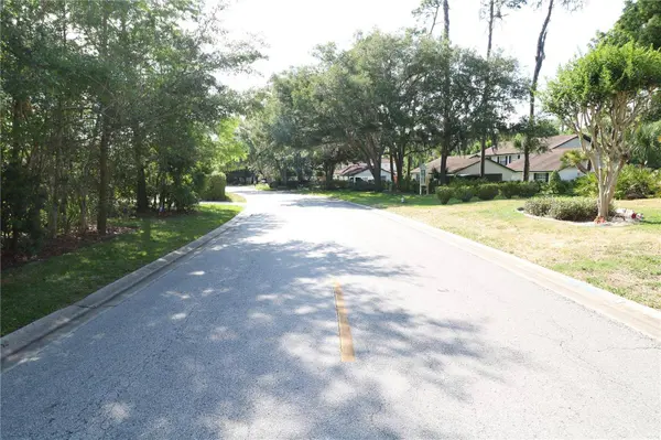 5424 SADDLEBROOK WAY, Wesley Chapel, FL 33543