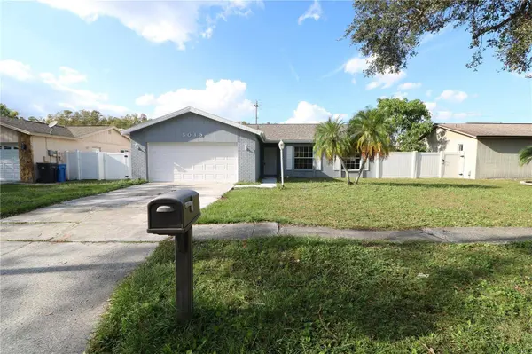 5018 OAKSHIRE DR