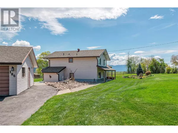 186 Stepping Stones Crescent, Spallumcheen, BC V1H1X2