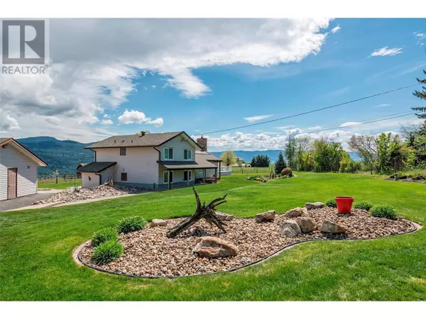 186 Stepping Stones Crescent, Spallumcheen, BC V1H1X2