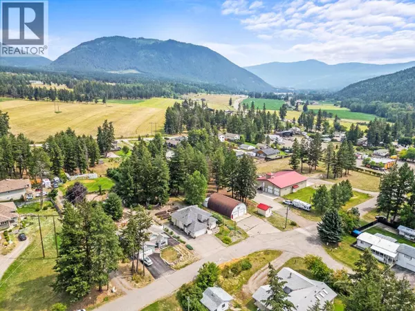 2907 Gyp Road, Falkland, BC V0E1W0