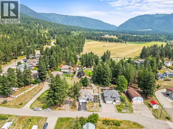 2907 Gyp Road, Falkland, BC V0E1W0