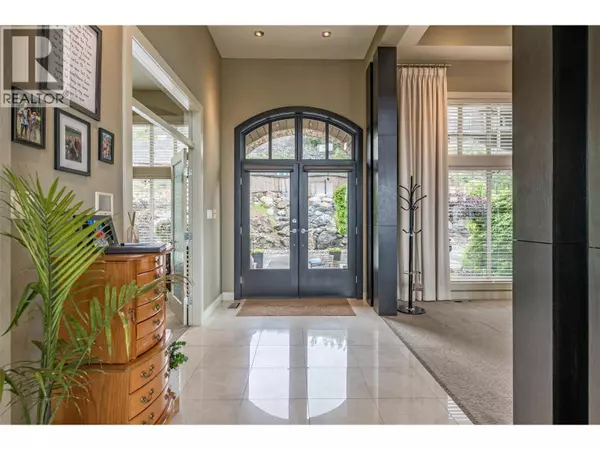 1117 Mt Fosthall DR #10, Vernon, BC V1B3Z9