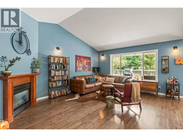 2907 Gyp Road, Falkland, BC V0E1W0