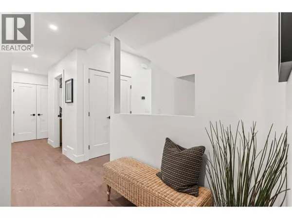 2455 Bradley DR #102, Armstrong, BC V4Y0Y4