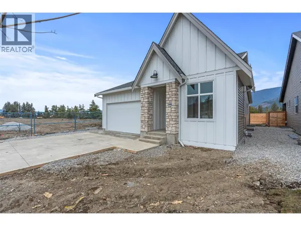 2468 Bradley Drive, Armstrong, BC V4Y0Y4