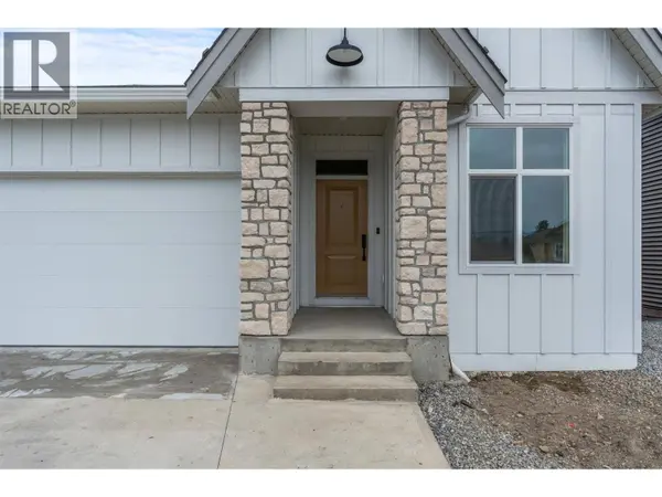 2468 Bradley Drive, Armstrong, BC V4Y0Y4