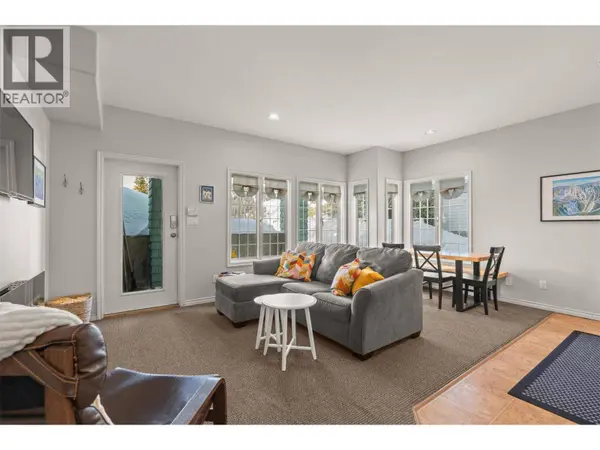 290 Silver Queen RD #1, Silver Star, BC V1B0S5