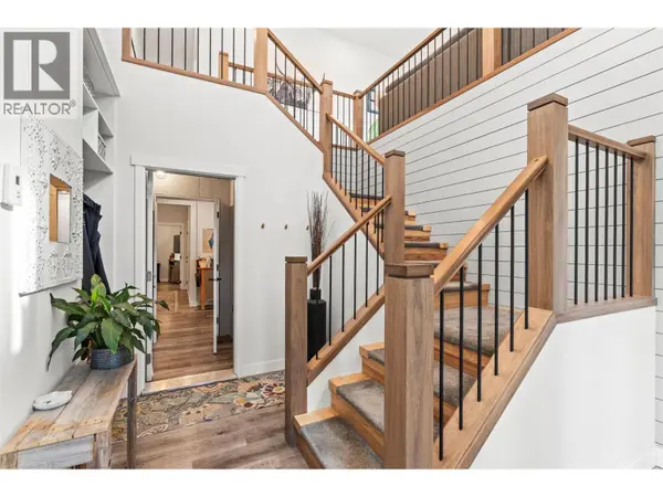 3200 20 Street NE, Salmon Arm, BC V1E2G9