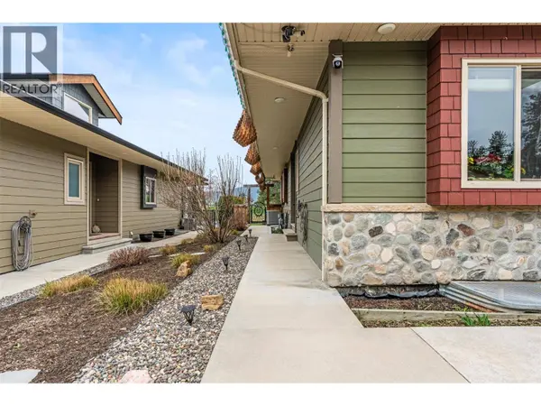 2444 York AVE #32, Armstrong, BC V4Y0Y3