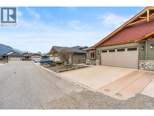 2444 York AVE #32, Armstrong, BC V4Y0Y3