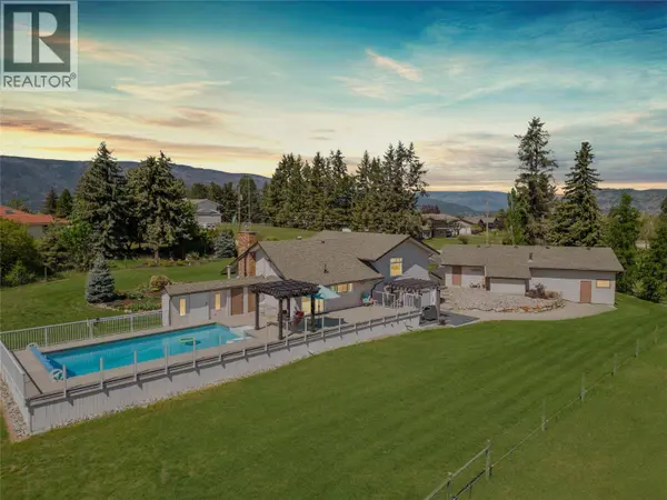 186 Stepping Stones Crescent, Spallumcheen, BC V1H1X2