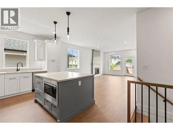 2459 Bradley DR #101, Armstrong, BC V4Y0Y4