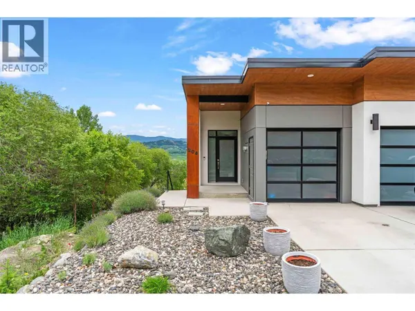 206 Vineyard Way, Vernon, BC V1H1Z7