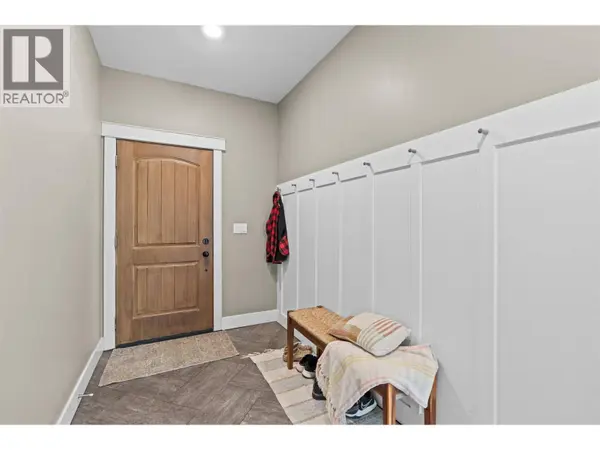 240 Grandview Bench Road, Grindrod, BC V1E2Y4