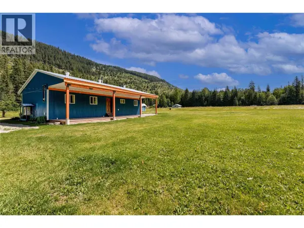 1370 Creighton Valley Road, Lumby, BC V0E2G1