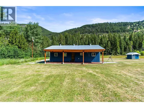 1370 Creighton Valley Road, Lumby, BC V0E2G1