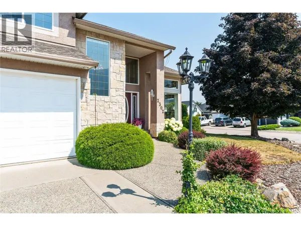2302 Maundrell Avenue, Armstrong, BC V4Y0C2