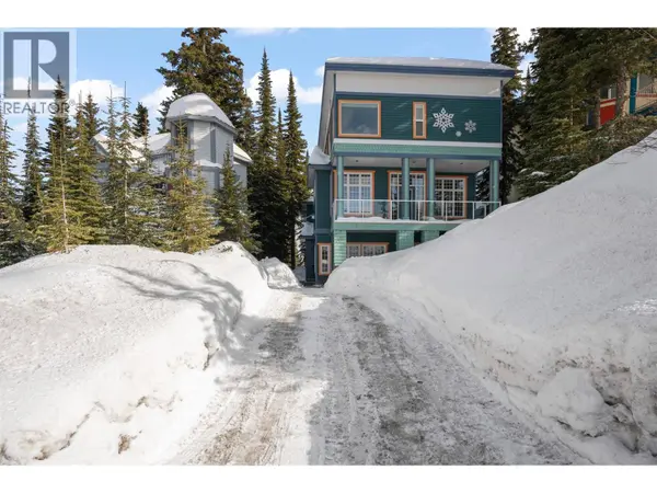290 Silver Queen RD #1, Silver Star, BC V1B0S5