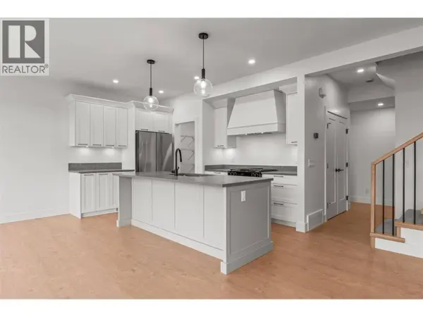 2467 Bradley DR #101, Armstrong, BC V4Y0Y4