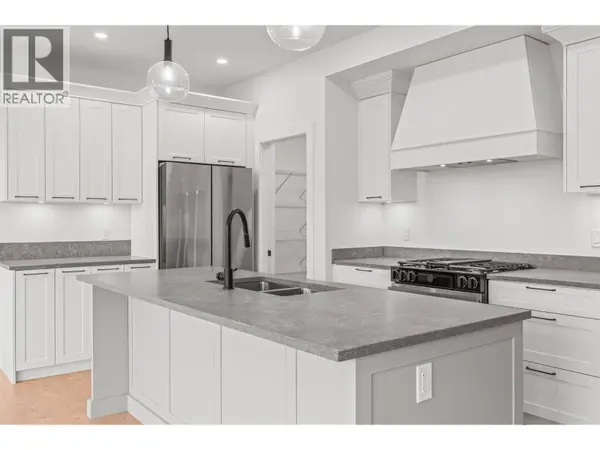 2467 Bradley DR #101, Armstrong, BC V4Y0Y4