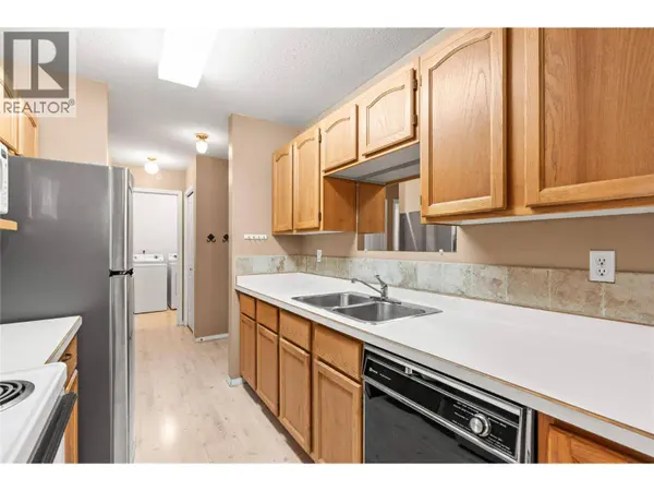 2435 Pleasant Valley RD #206, Armstrong, BC V4Y2A3