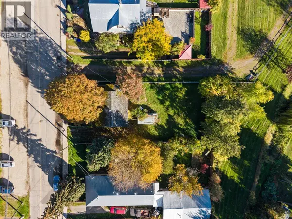 2865 Patterson Avenue, Armstrong, BC V0E1B0