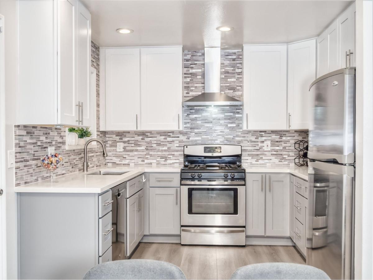 4864 Snow Drive-06