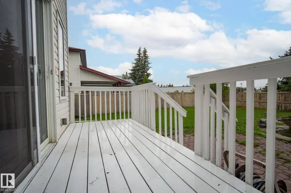 11421 118 ST NW, Edmonton, AB T5G 3J3