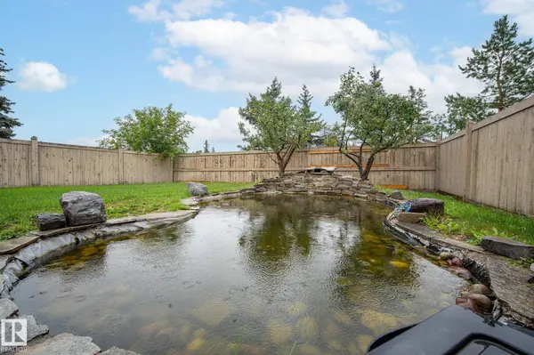 11421 118 ST NW, Edmonton, AB T5G 3J3