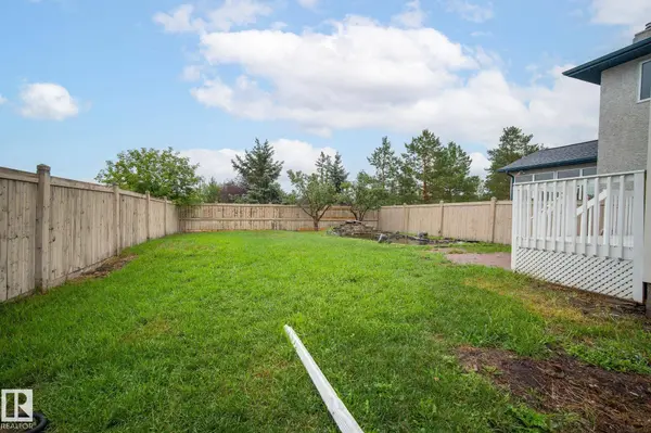 11421 118 ST NW, Edmonton, AB T5G 3J3