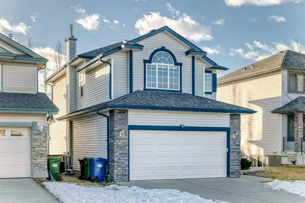 35 Citadel Ridge Close NW, Calgary, AB T3G 4V4