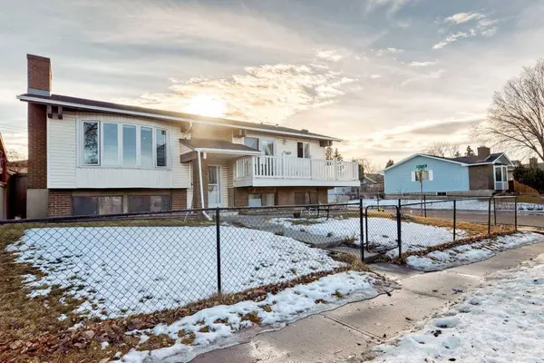 7160 Temple DR NE, Calgary, AB T1Y 4E7