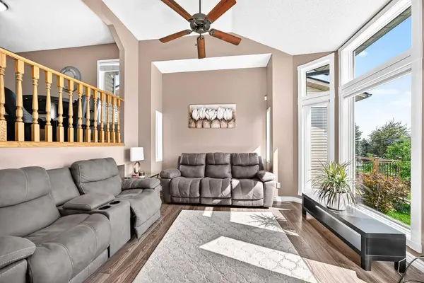 47 Harvest Glen Rise NE, Calgary, AB T3K4C1