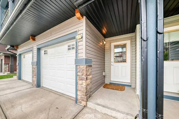 132 Sage Hill GRV NW, Calgary, AB T3R 0Z8