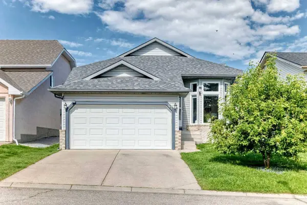 47 Harvest Glen Rise NE, Calgary, AB T3K4C1