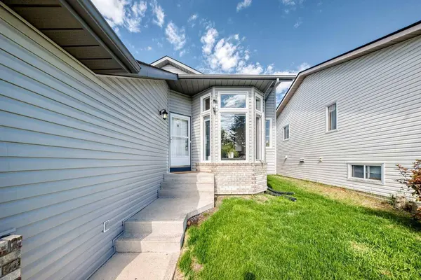 47 Harvest Glen Rise NE, Calgary, AB T3K4C1