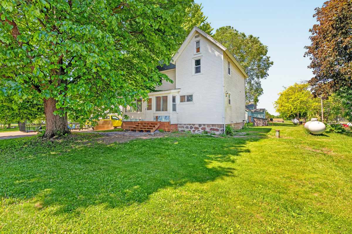 W2998 Approach St, Doylestown, WI 53928-7113