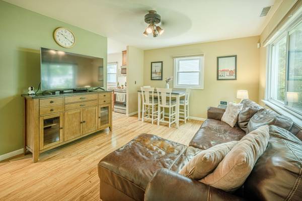 106 Leon St, Madison, WI 53714-2237