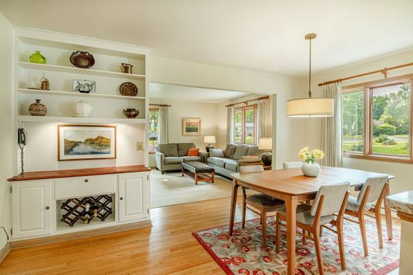 4502 Jay Dr, Madison, WI 53704-1715