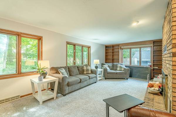 Madison, WI 53704-1555,521 Muir Dr