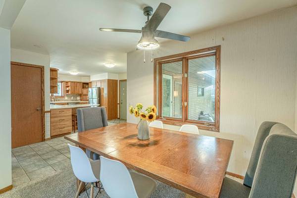 Madison, WI 53704-1555,521 Muir Dr