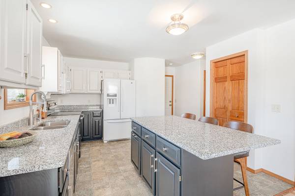 Madison, WI 53718-3207,601 Aztalan Dr