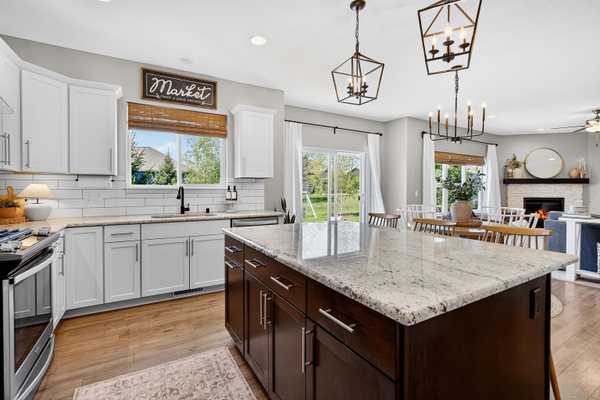 7708 Catchfly Ln, Deforest, WI 53532-2403