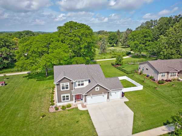 507 S Dewey Ave, Jefferson, WI 53549-2138