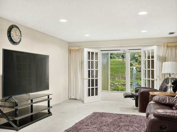 75 Golf Pkwy #C, Madison, WI 53704-7025